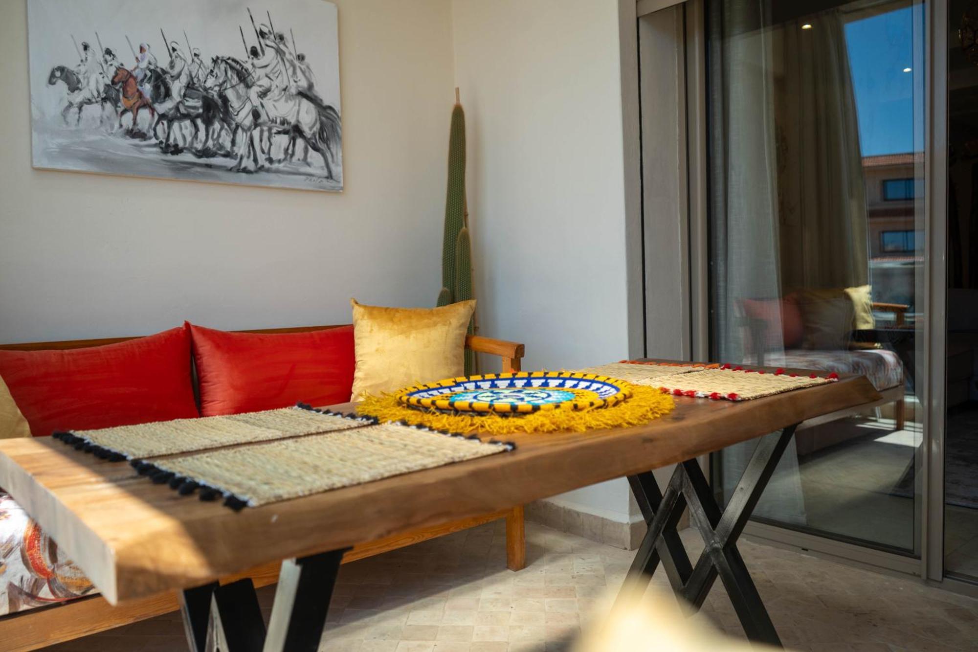 Magnifique Appartement Moderne De 2 Chambres Avec Piscine A 10 Min Du Centre De Marrakech Марракеш Екстер'єр фото